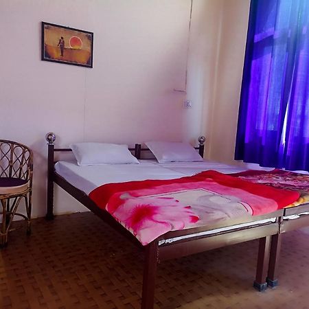 רישיקש Anna Hostel Tapovan מראה חיצוני תמונה