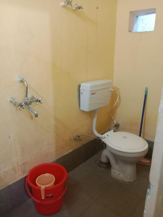רישיקש Anna Hostel Tapovan מראה חיצוני תמונה