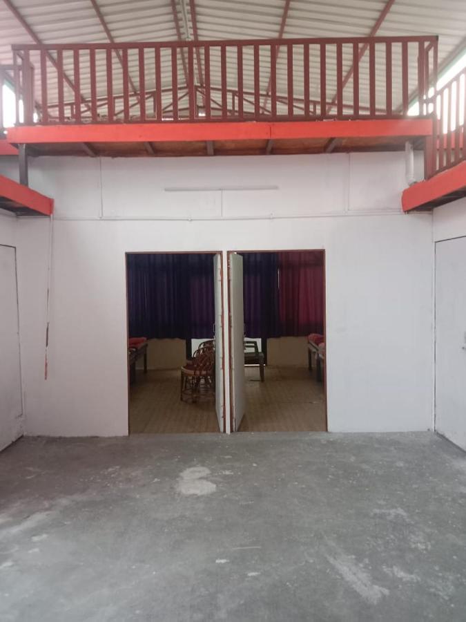רישיקש Anna Hostel Tapovan מראה חיצוני תמונה