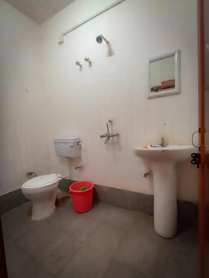 רישיקש Anna Hostel Tapovan מראה חיצוני תמונה