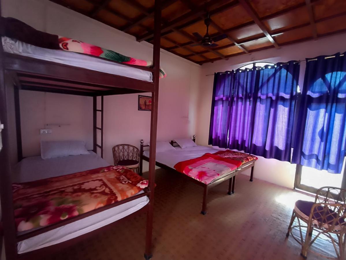 רישיקש Anna Hostel Tapovan מראה חיצוני תמונה